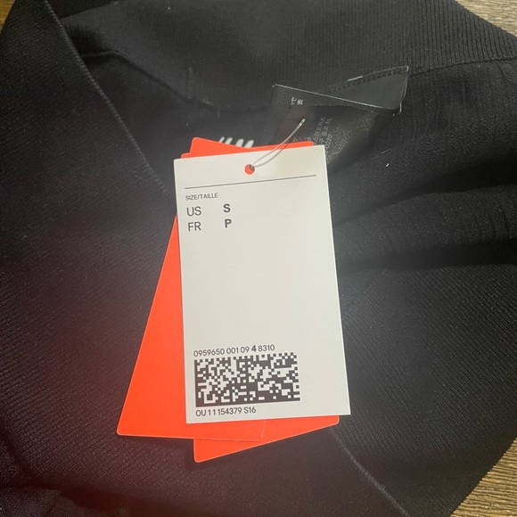 NWT Black Biker Shorts Sz S NEVER WORN! - Picture 8 of 11